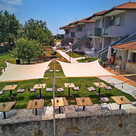 Marele Hills Apartments Néa Fókaia Esterno foto