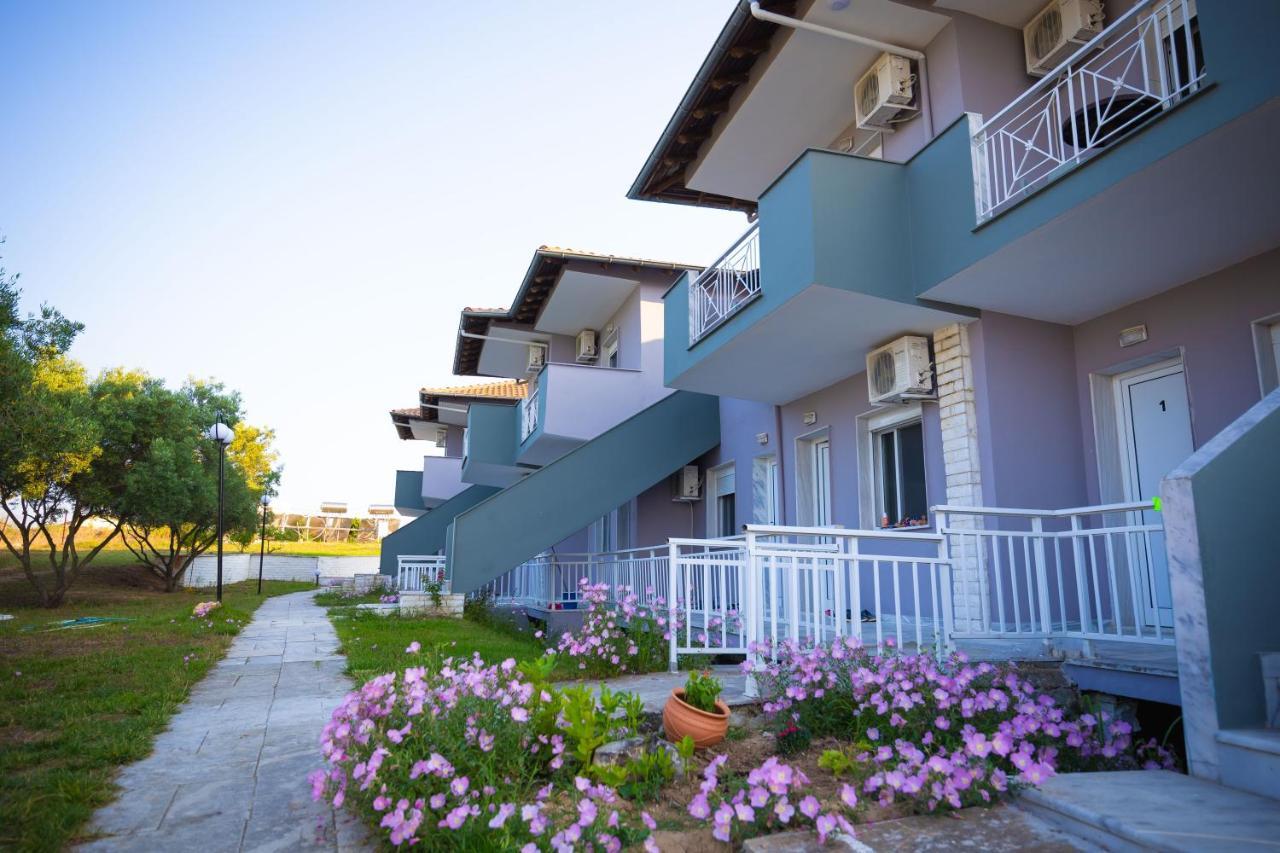 Marele Hills Apartments Néa Fókaia Esterno foto